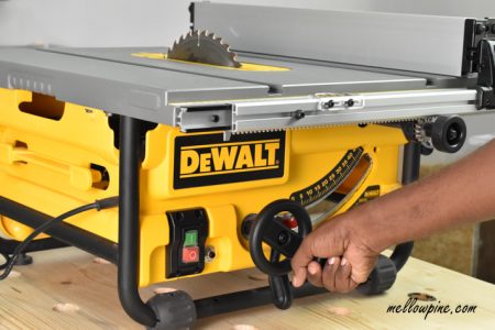 How to Safely Rip a 2x4 With a Table Saw - MellowPine