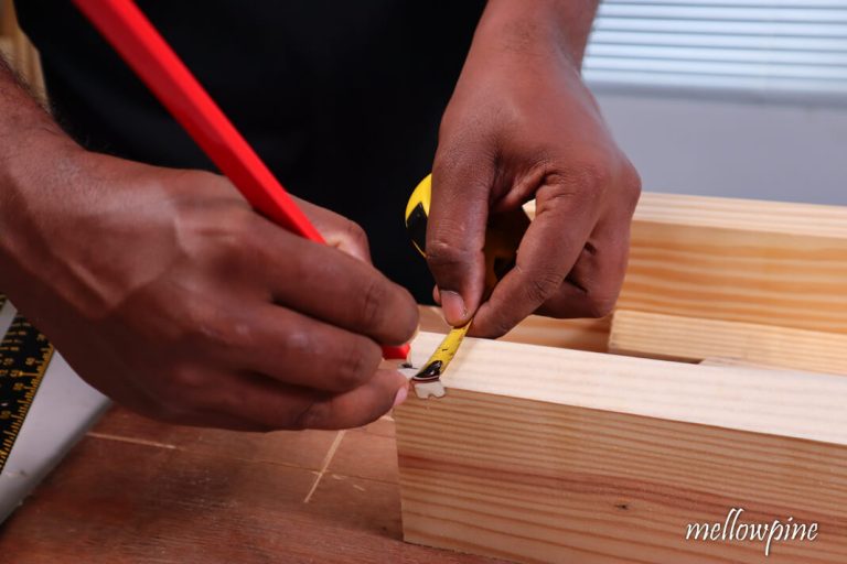 How to Make a Rabbet Cut with a Circular Saw [StepbyStep] MellowPine
